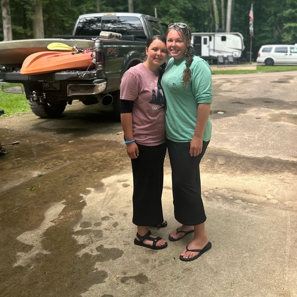 Meet your Posher, Thealeshia - Picture 15 of 16